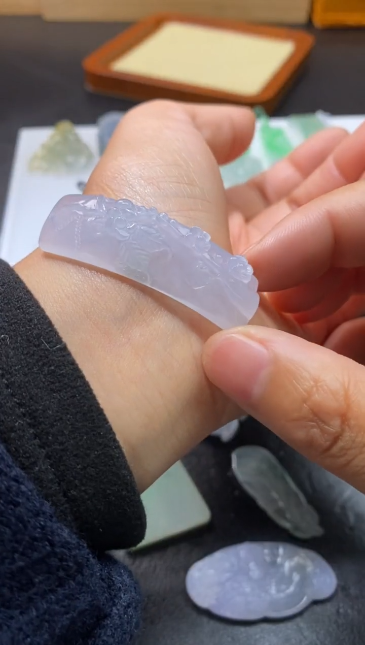 【闪购商品】定制翡翠未镶嵌翡翠毛货~