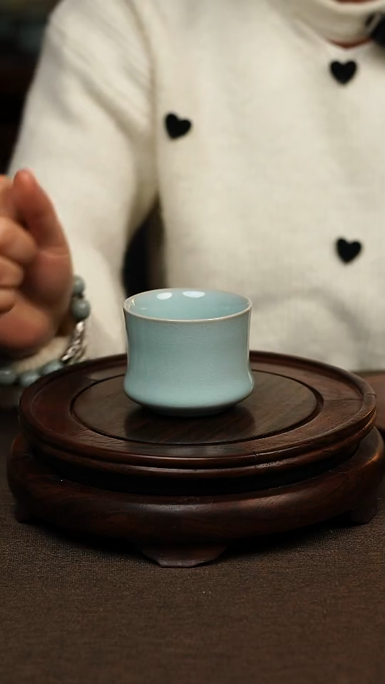 瓷片天青色全手工束腰杯80ml微瑕不带礼盒