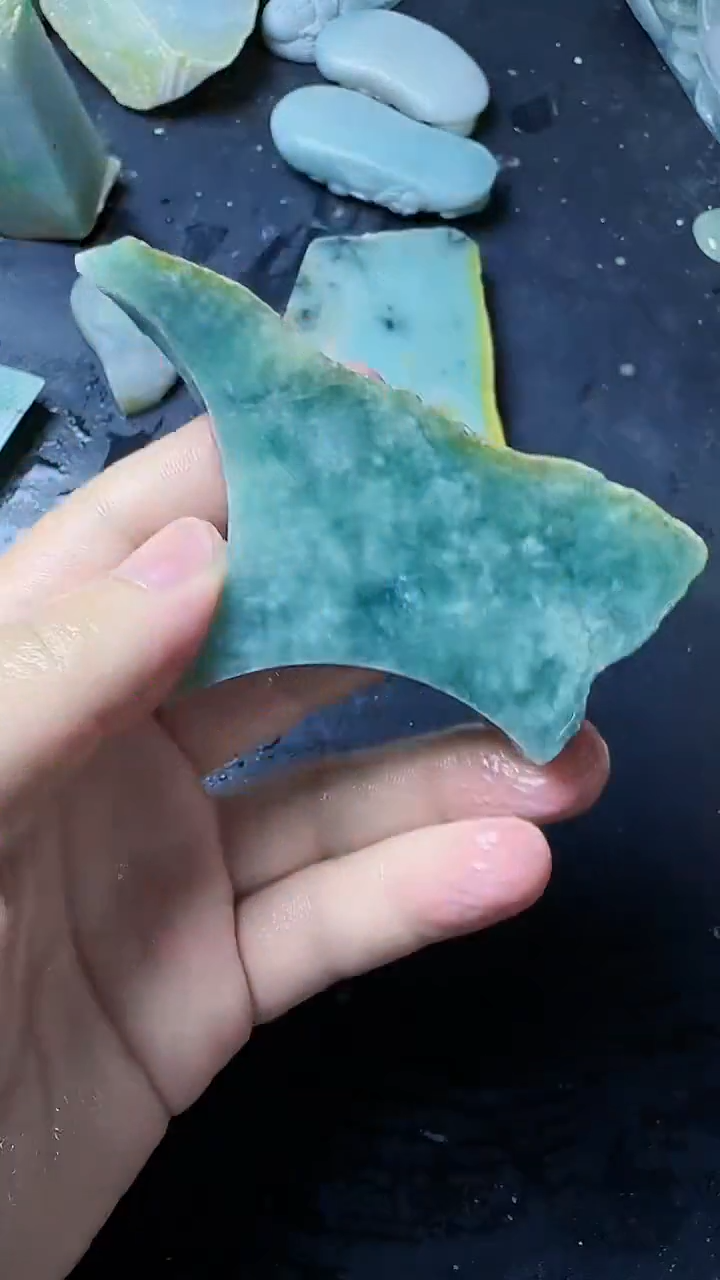 翡翠挂件未镶嵌090翡翠