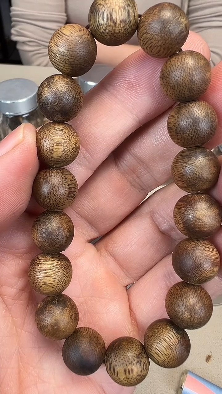 【闪购商品】沉香手串海南莺歌绿奇楠淳化料1.2单圈12克