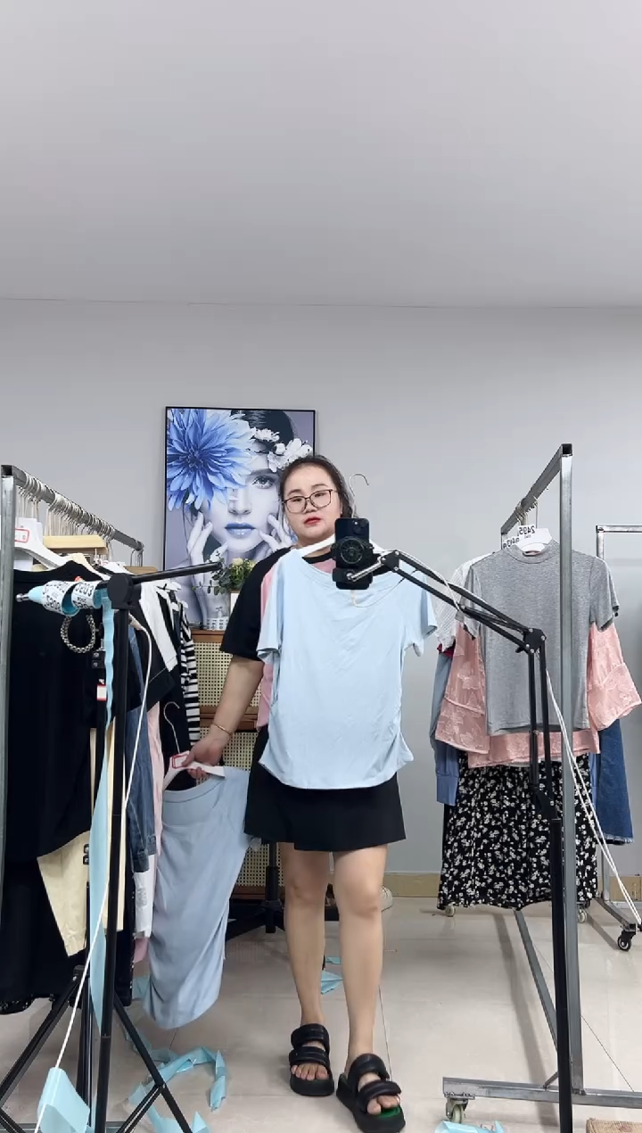 2496    女装孤品清货