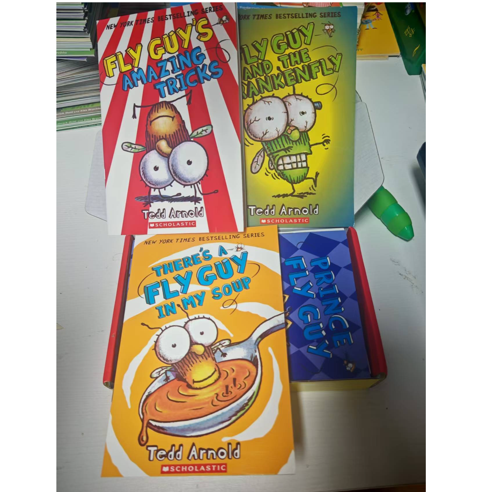 99新  99新-苍蝇小子21册