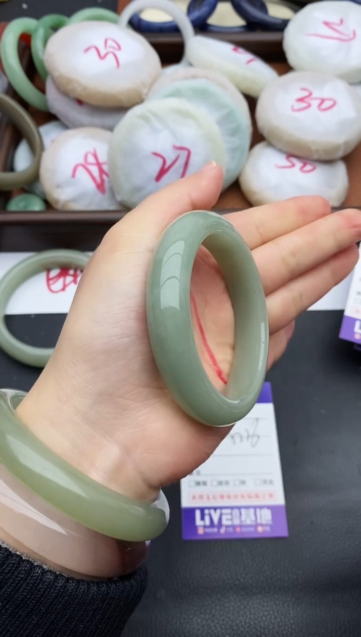 未镶嵌手镯石英质玉49+55/56