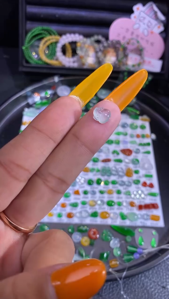 未镶嵌挂件翡翠金蟾