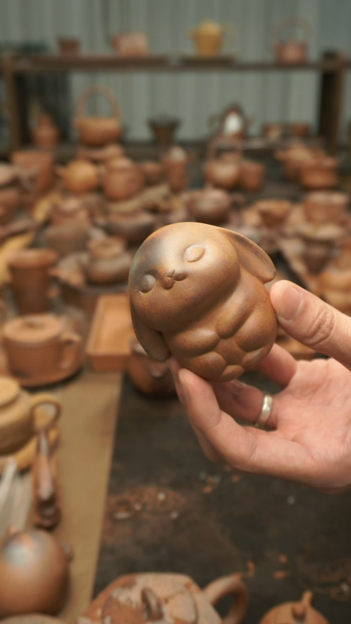老岩泥私****爷小兔子茶宠摆件