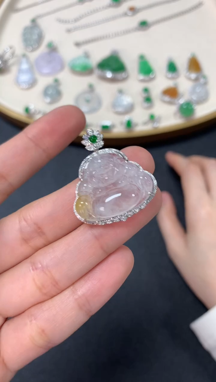 【闪购商品】翡翠吊坠(不含链)18K金镶嵌8300