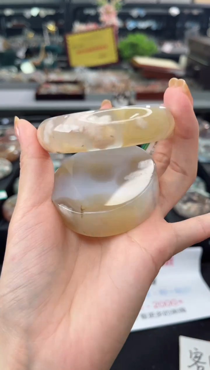 【闪购商品】石英质玉手镯未镶嵌58圈口（赠品镯心）3681055