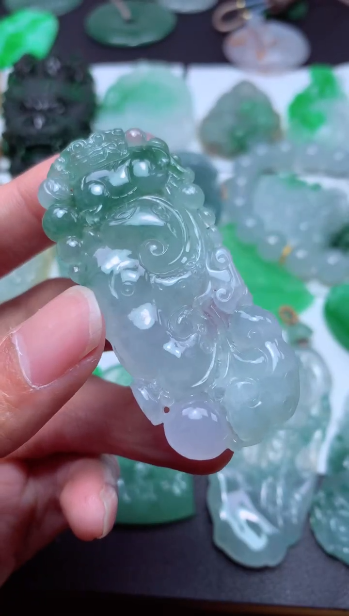 【闪购商品】翡翠颈饰未镶嵌天然翡翠