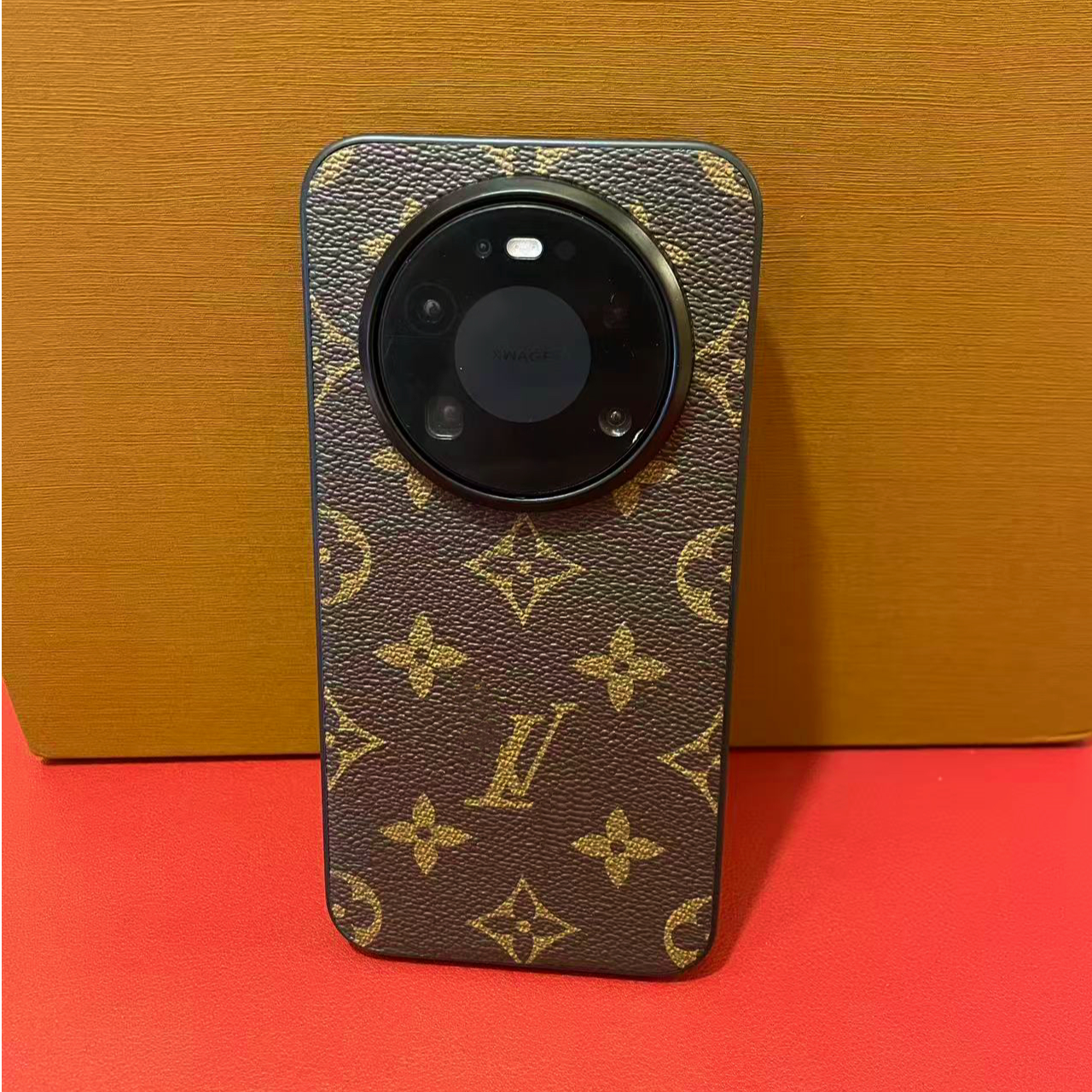 {Hello壳壳}华为经典老花全包精孔皮质适用于华为P80/MATE手机壳