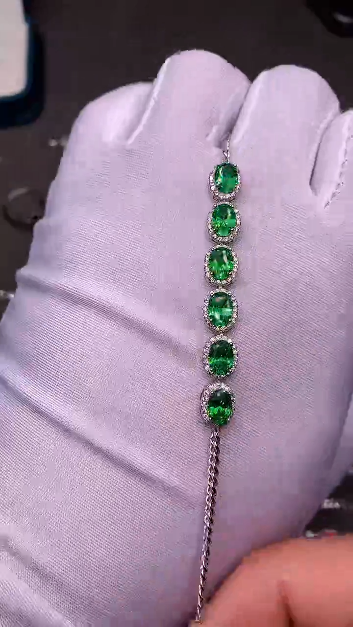 【闪购商品】石榴石（沙弗莱）手链银S925镶嵌.....