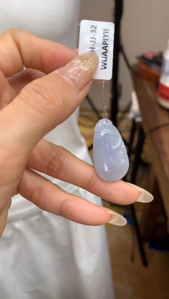 【闪购商品】翡翠颈饰未镶嵌如意