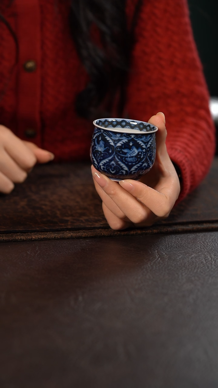 【闪购商品】杯洪印慕明蓝地星空宝相凤鸟纹手握杯