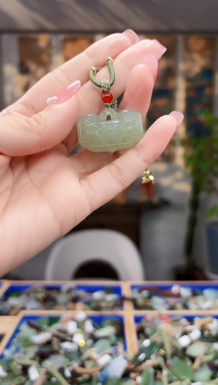 和田玉未镶嵌挂件拍一发一多样性发货