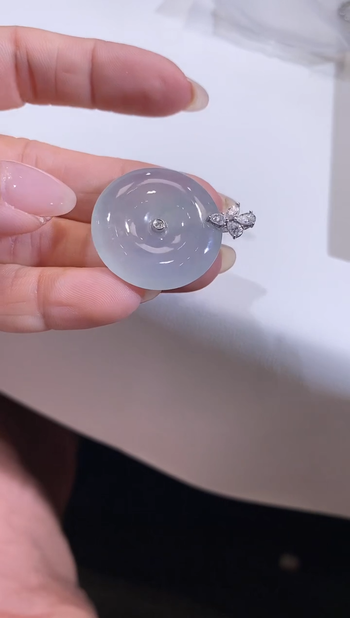 翡翠18K金镶嵌吊坠(不含链)平安扣