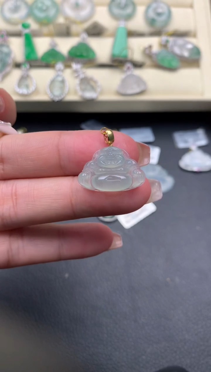 【闪购商品】翡翠颈饰18K金镶嵌D552.....