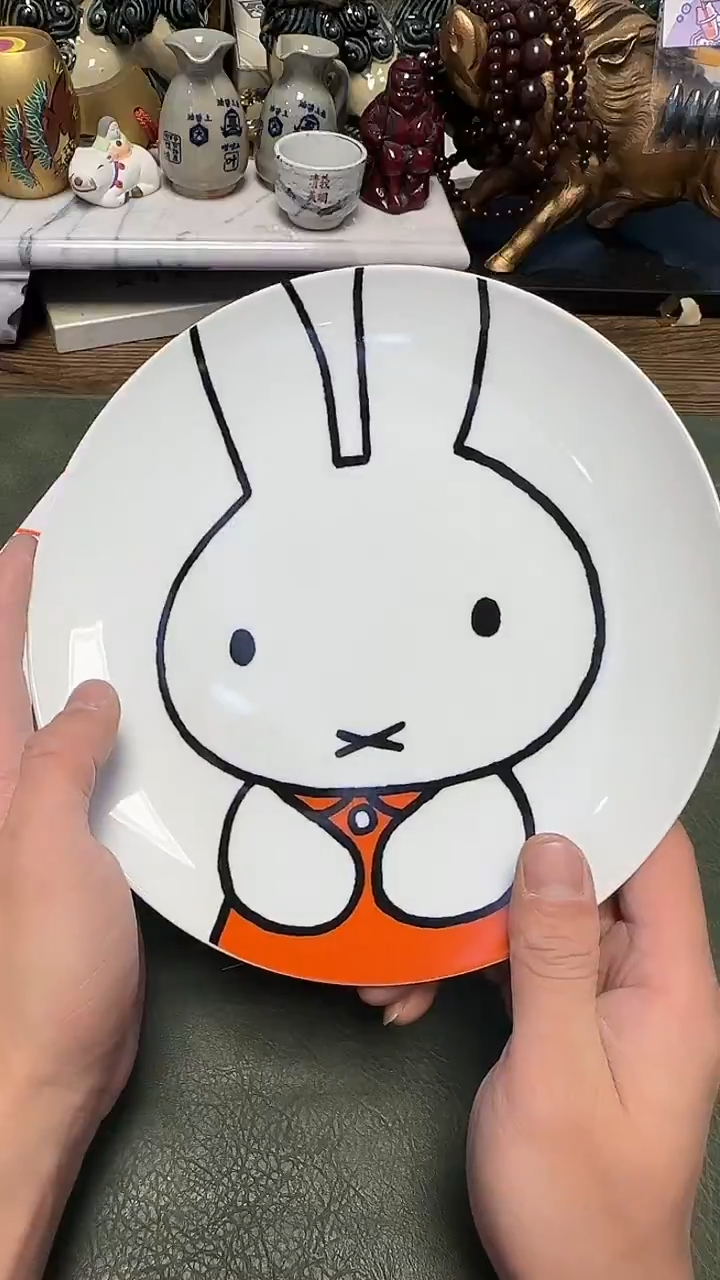 079···带款卡通盘