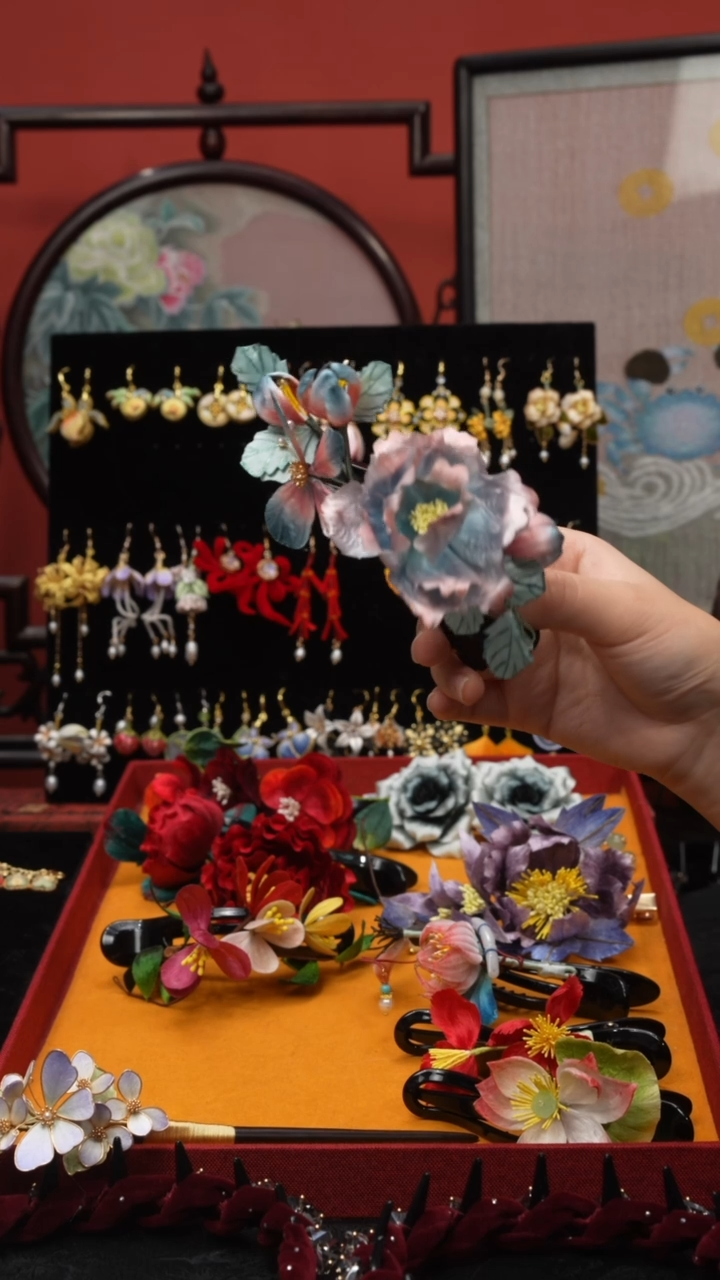 刺绣蓝**吋非遗手工绒花饰品