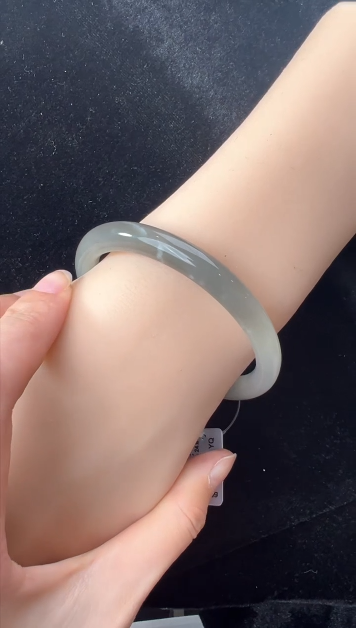 【闪购商品】和田玉手镯未镶嵌【大足石刻】天然和田玉玉镯