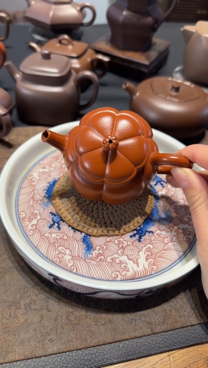 【闪购商品】紫砂茶壶繁花 朱泥