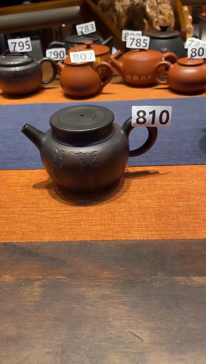 宝**云 建水紫陶单壶瑕疵放漏/B 810