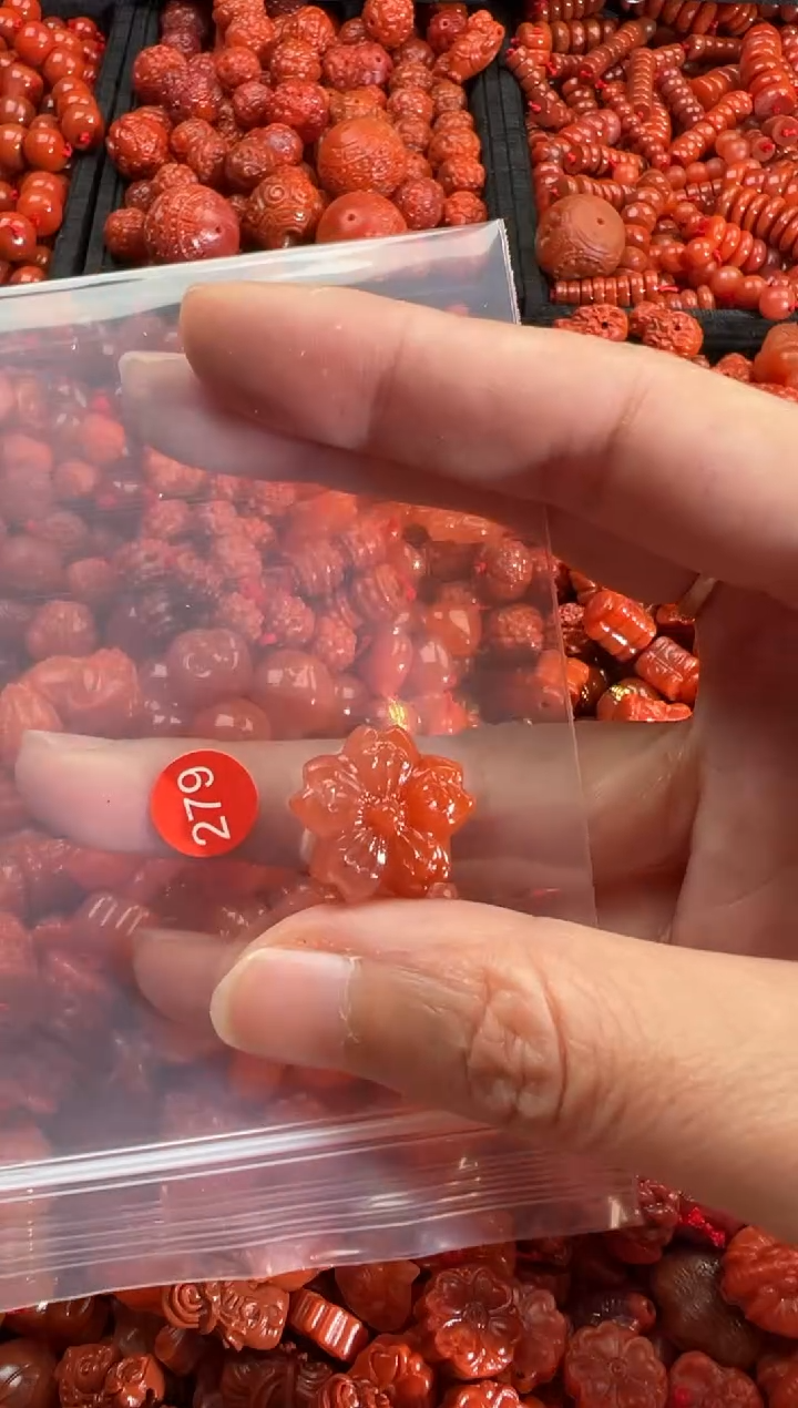 【闪购商品】南红玛瑙颈饰未镶嵌2