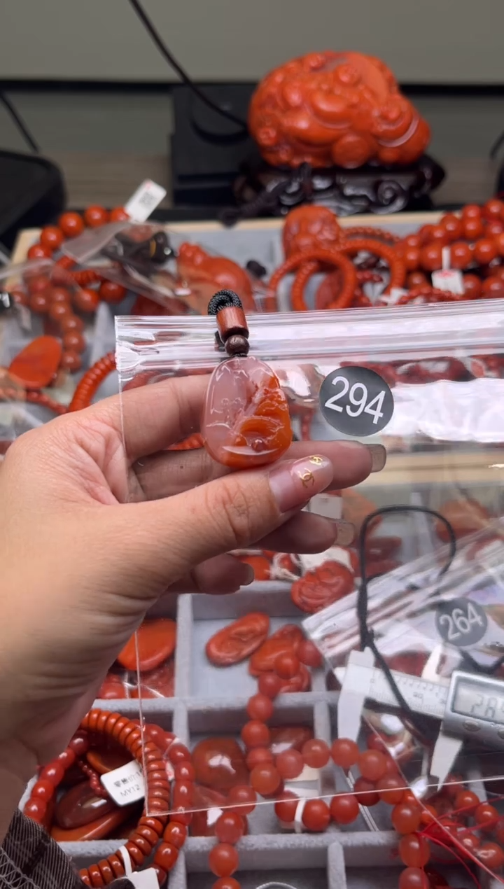 【闪购商品】南红玛瑙珠宝奇石未镶嵌294