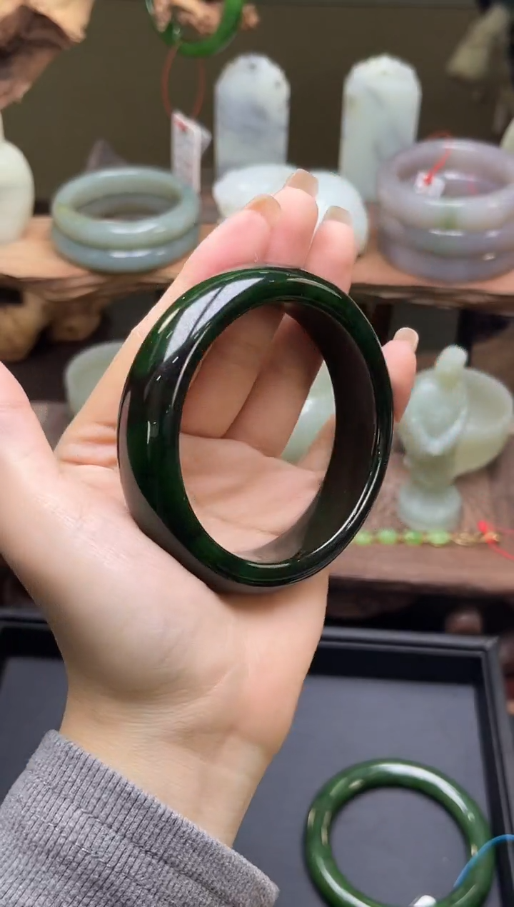 【闪购商品】和田玉手镯未镶嵌俄七碧玉宽版手镯60圈