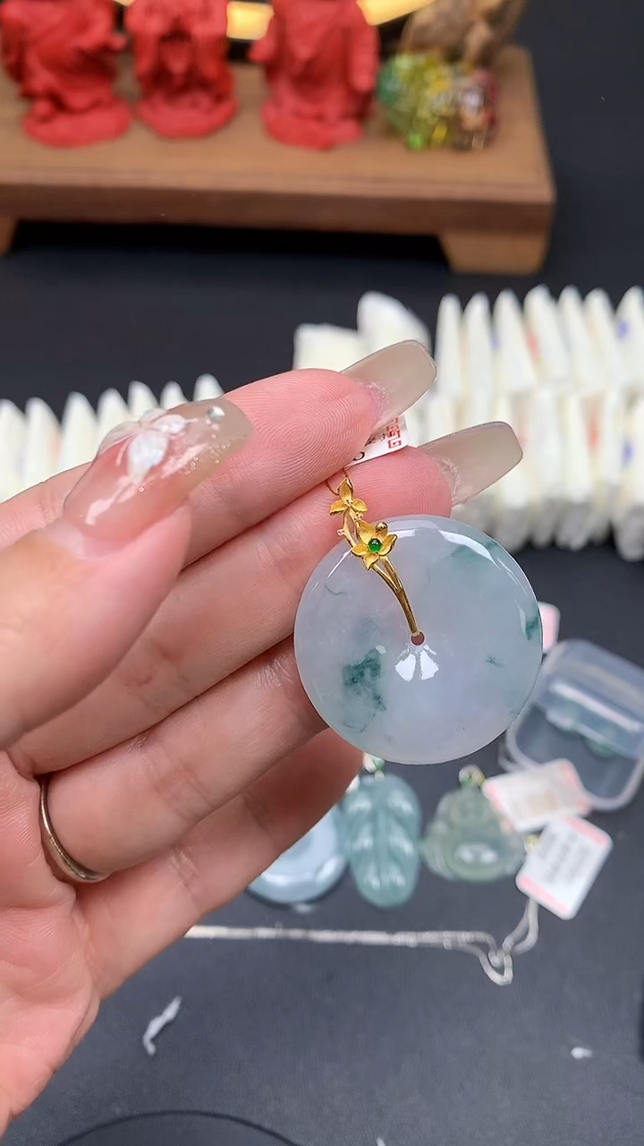 【闪购商品】翡翠吊坠(不含链)18K金镶嵌MS150033