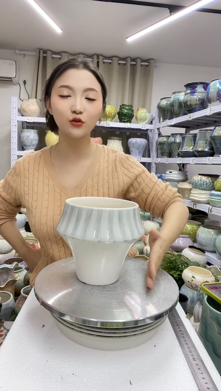 【12.18】花盆链接 高：16  口：14