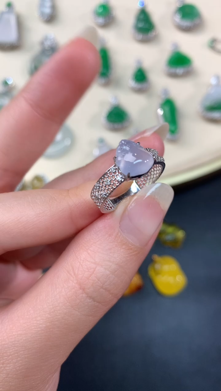 【闪购商品】翡翠戒指18K金镶嵌A52|5200