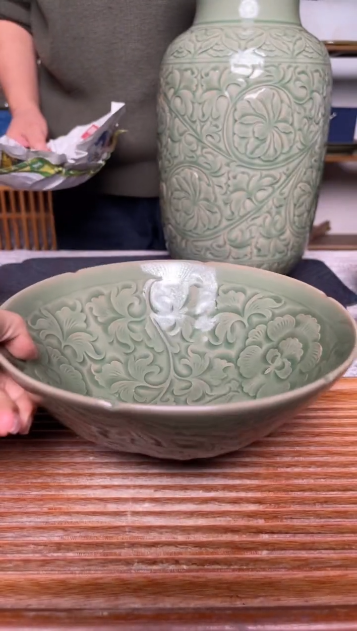 【闪购商品】其他纯手工秘色婴戏纹斗笠碗