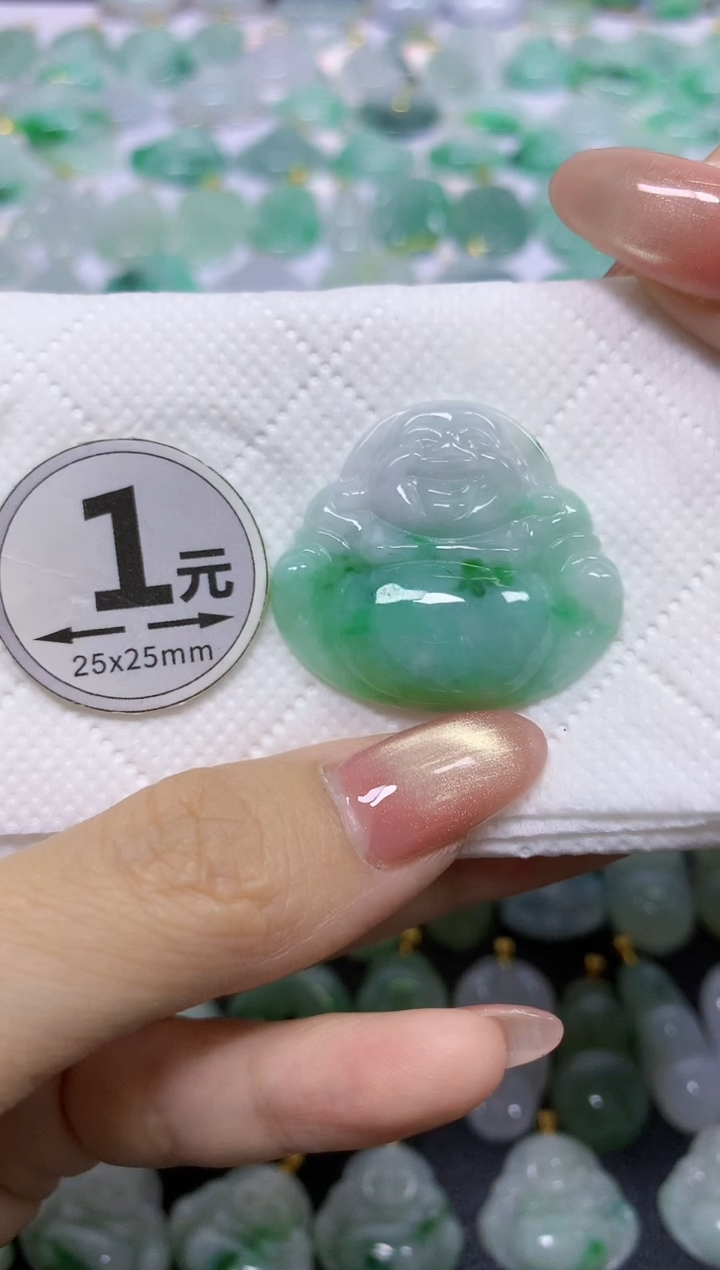 翡翠未镶嵌颈饰天然翡翠A货