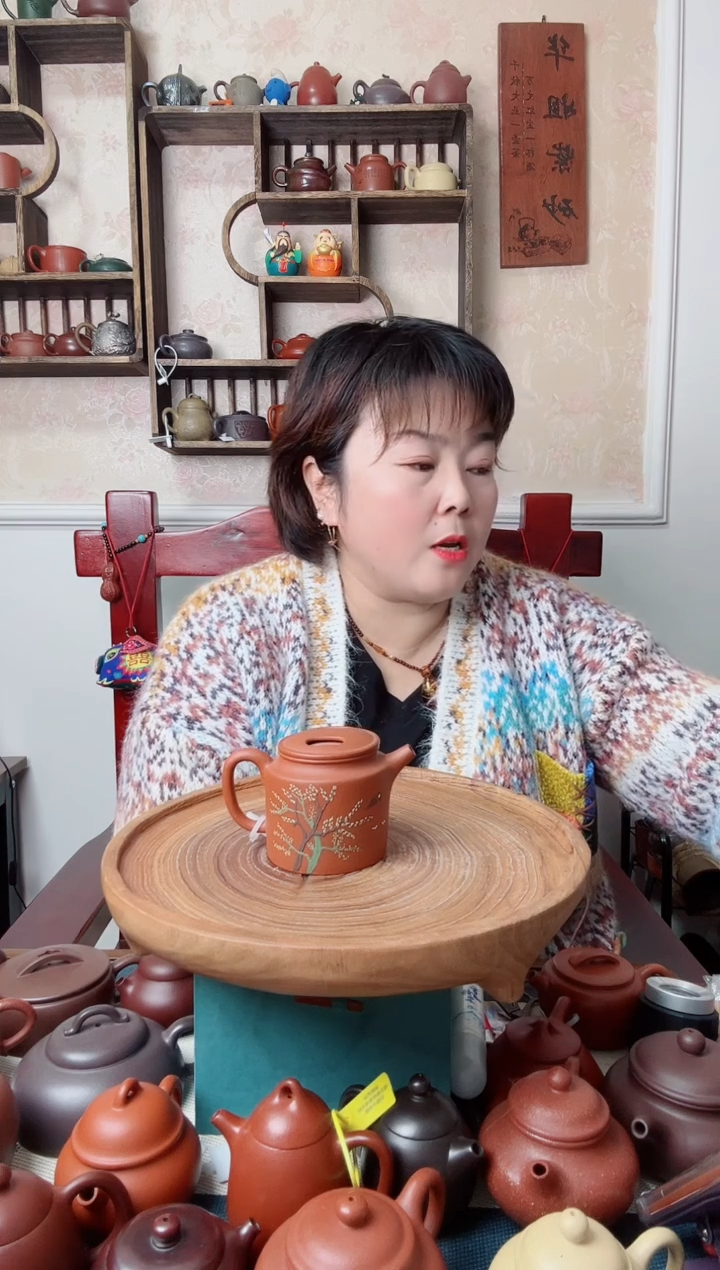 茶壶紫砂玉*降坡   牛盖 200CC