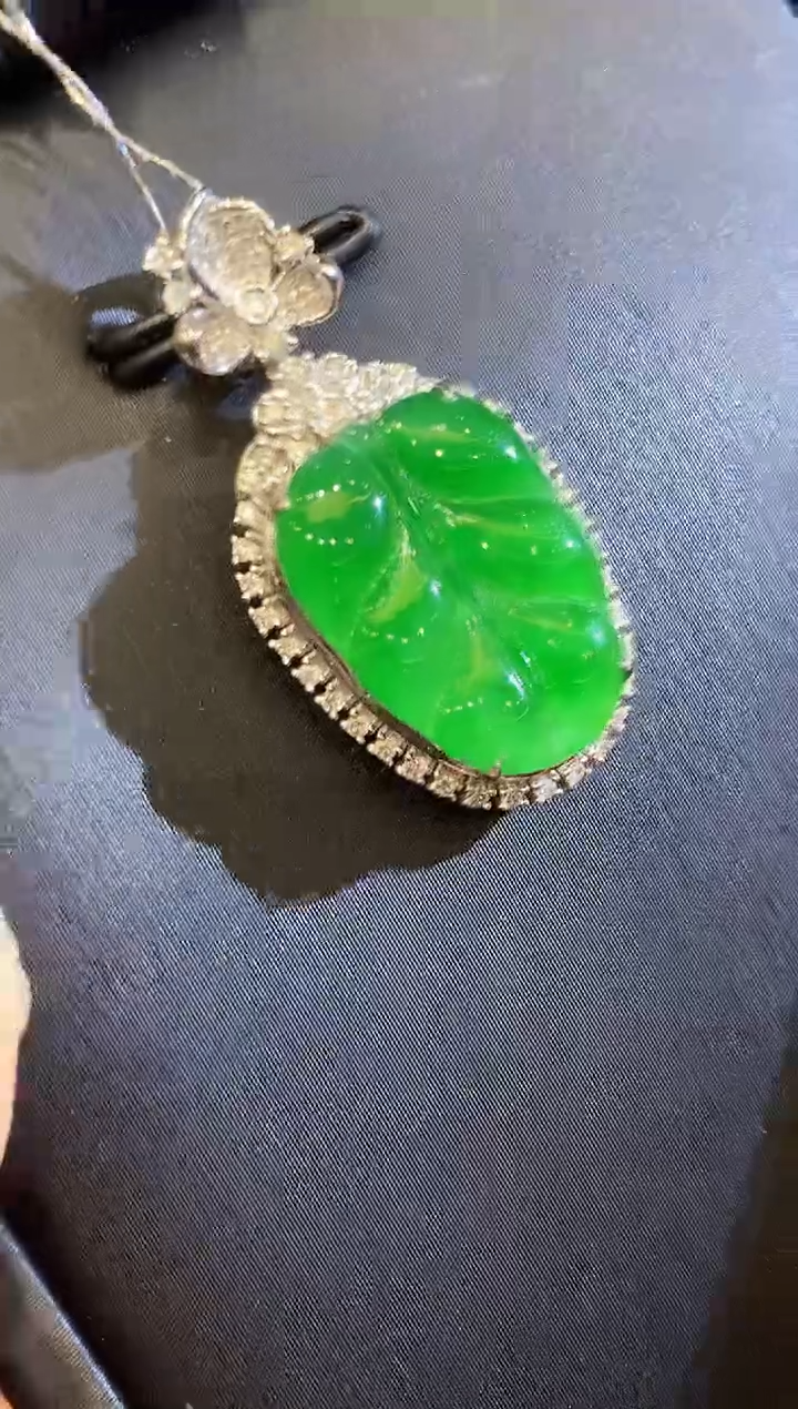 翡翠18K金镶嵌吊坠(不含链)CJQ多样性发其一