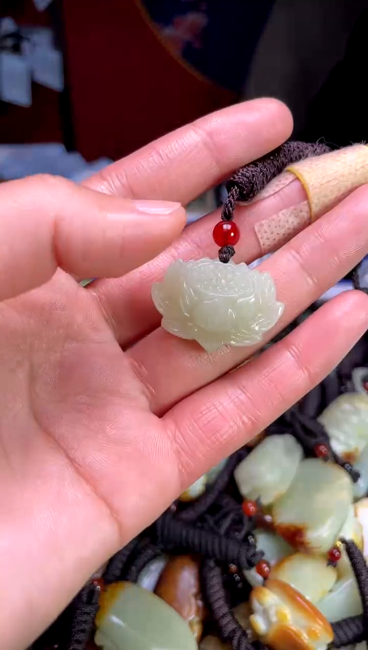 【闪购商品】和田玉颈饰未镶嵌1