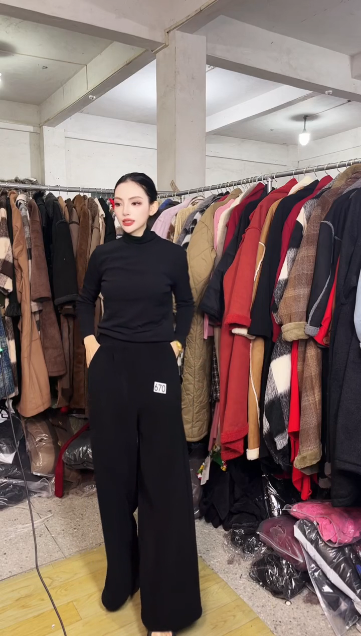 670闪购外套外披马甲打底裤子