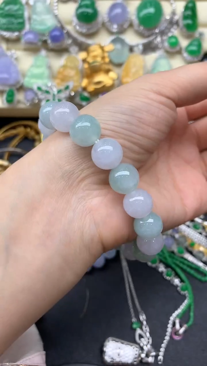 【闪购商品】翡翠手串未镶嵌317-多样性发其一