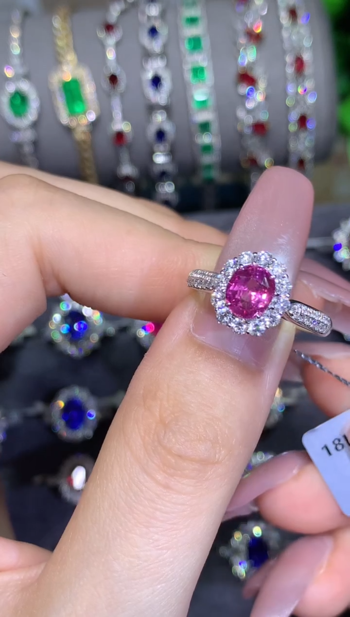 戒指彩色蓝宝石18K金镶嵌1.2CT