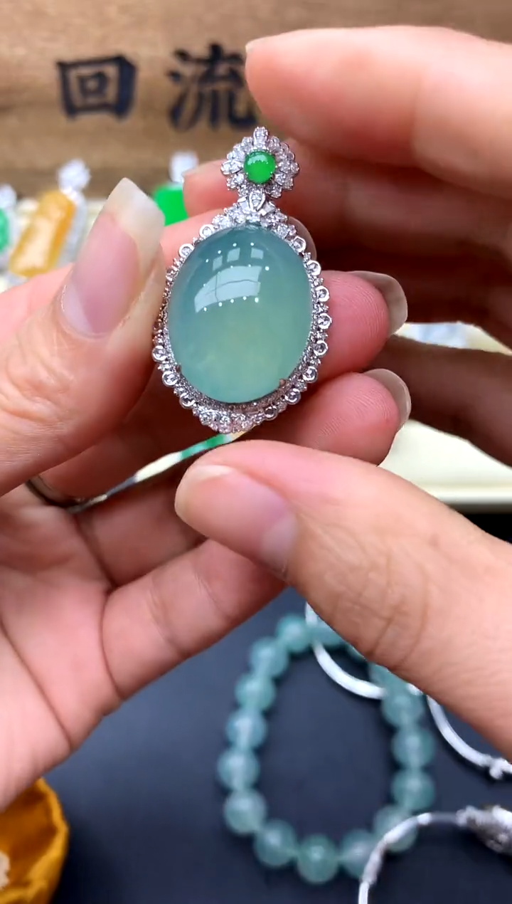 【闪购商品】翡翠颈饰18K金镶嵌432-中国好珍宝