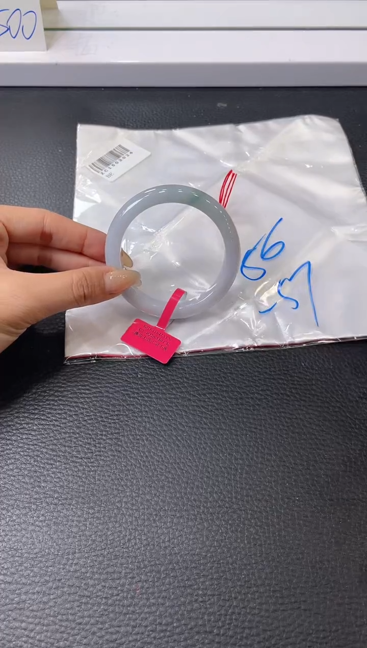 【闪购商品】翡翠手镯未镶嵌手镯