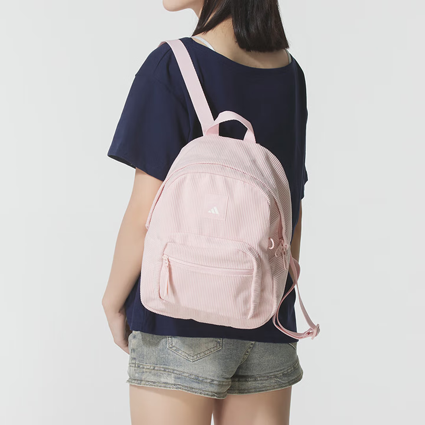 adidas/阿迪达斯流光风灯芯绒女子休闲便携双肩背包樱花粉KT0857