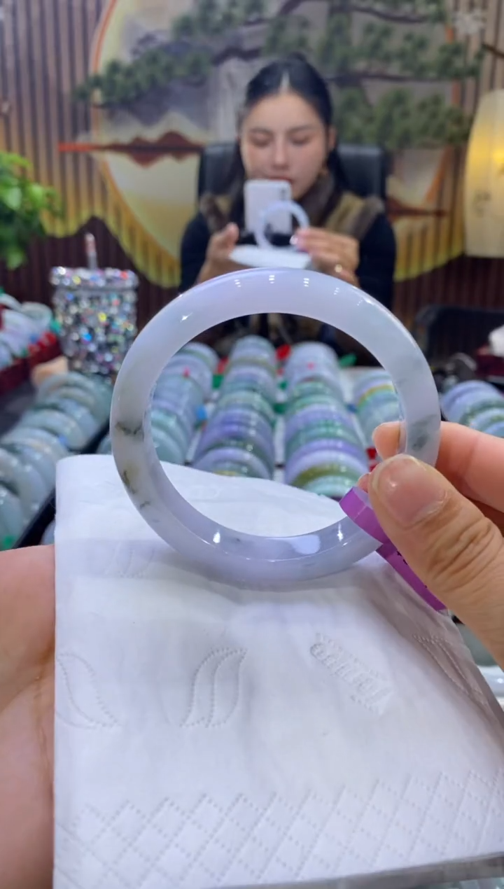 【闪购商品】翡翠手镯未镶嵌多人05295