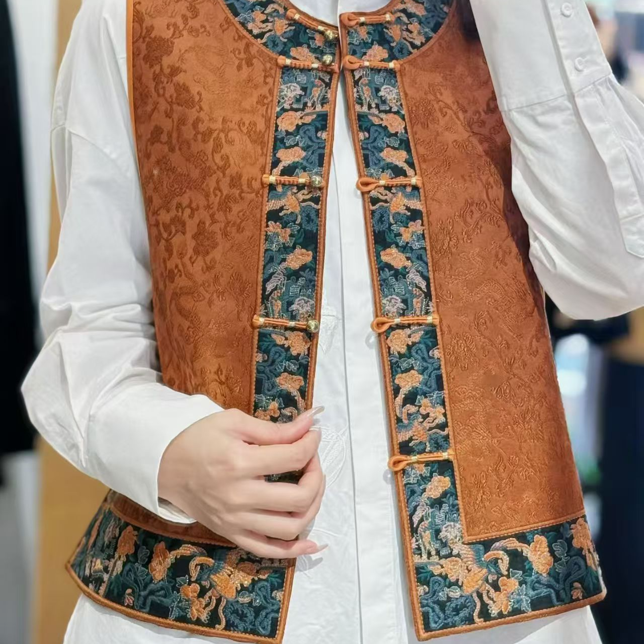 【C】深圳南油新中式女装时尚新款爆款棉服马甲衬衣