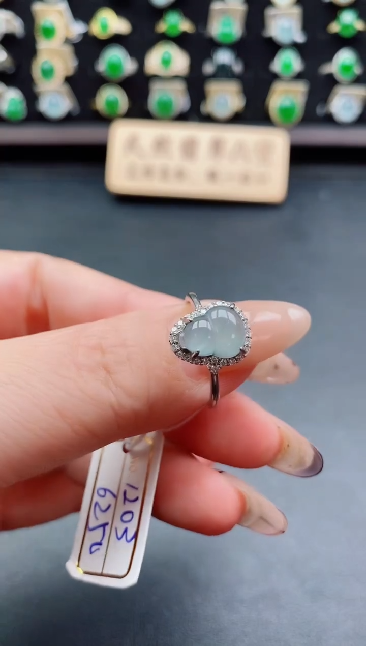 银S925镶嵌戒指翡翠1