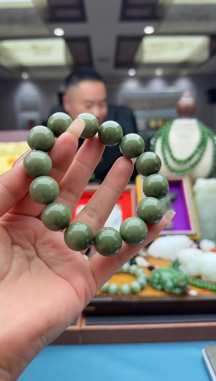 未镶嵌手串和田玉szq
