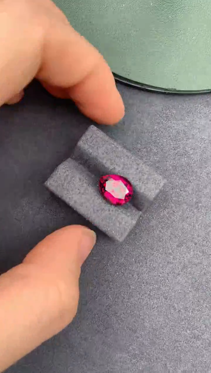 【闪购商品】石榴石裸石未镶嵌5ct镁铝榴石