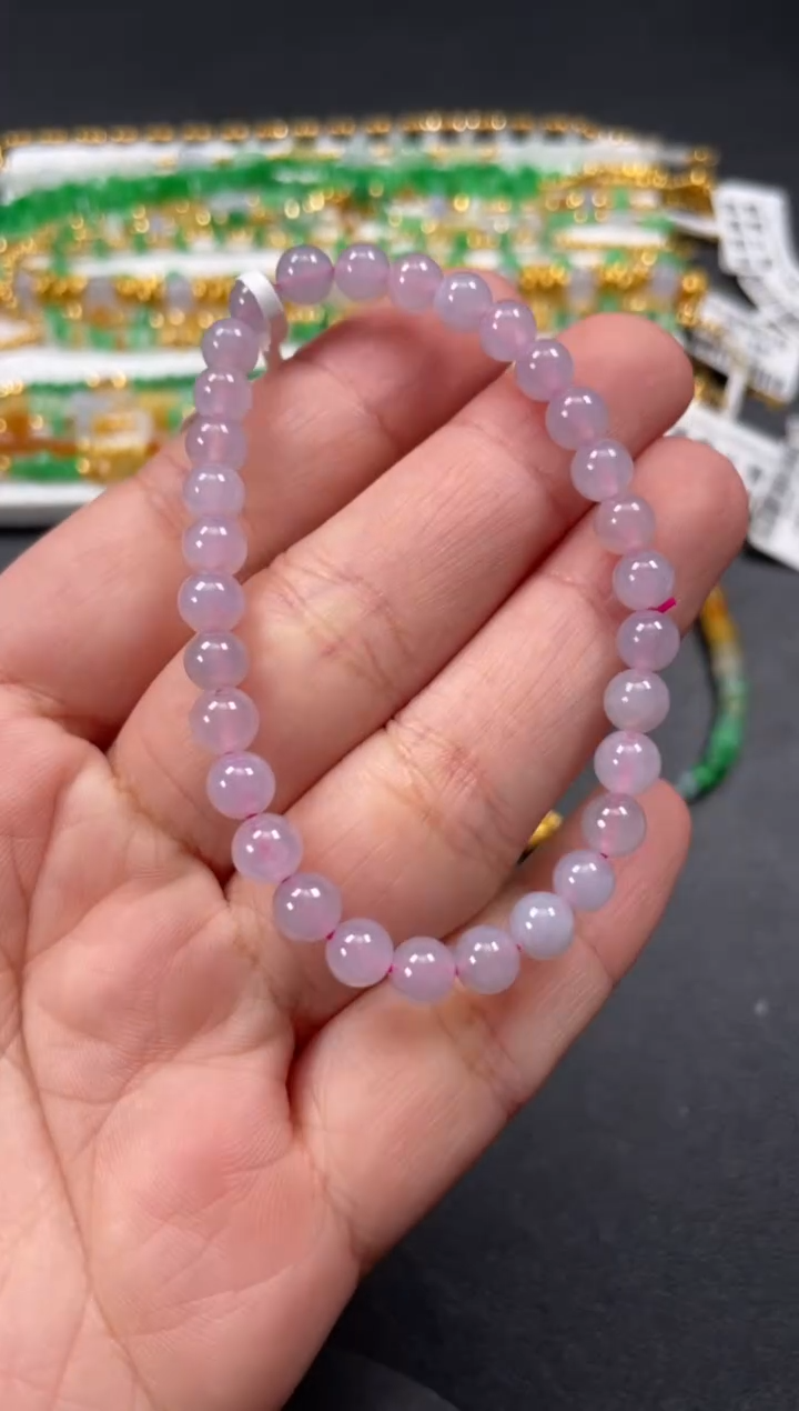 未镶嵌手串翡翠一条  P530
