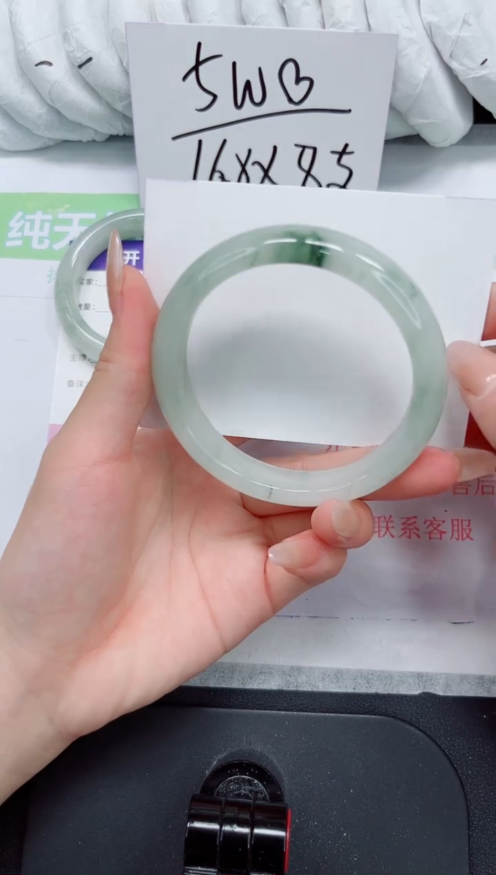 石英质玉手镯未镶嵌218-60.6