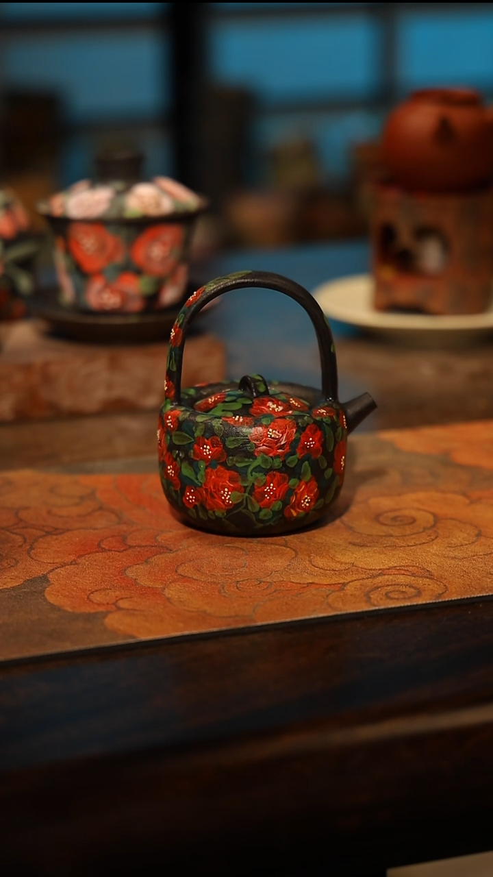 陶瓷景德镇高温釉下彩手工手绘款式