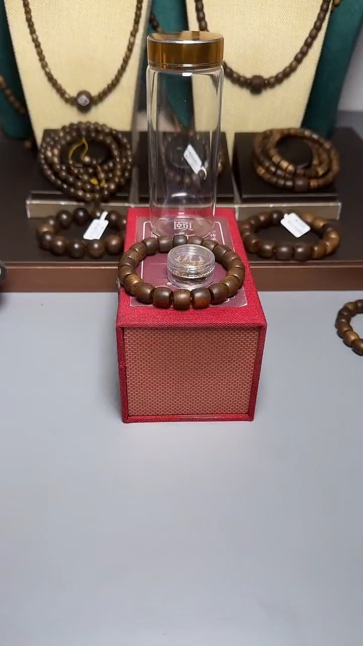 沉香芽庄白棋桶珠1.0单圈